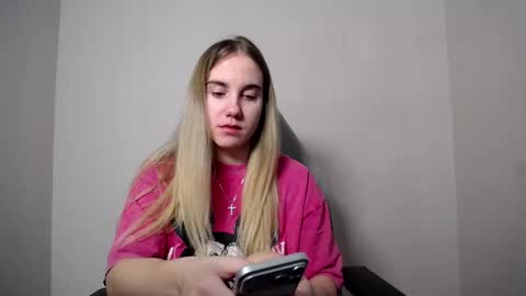 Alice online show from December 23, 4:16 am