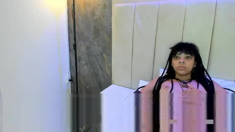 alice_rossi4 online show from May 11, 4:04 pm