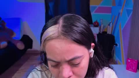 Alice online show from November 1, 12:42 pm