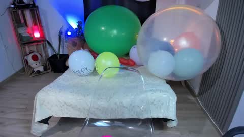 Alice online show from January 26, 5:02 pm