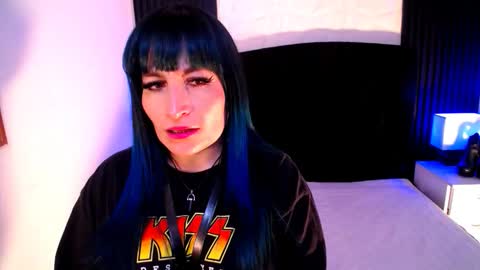 Alice online show from February 3, 7:07 pm