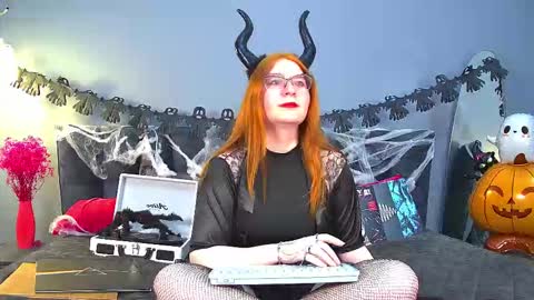 Alice online show from October 25, 6:59 pm