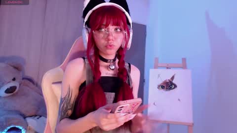 Snapshot of alicedang3r chatting on October 17, 5:10 am Alice  online show from October 17, 5:10 am