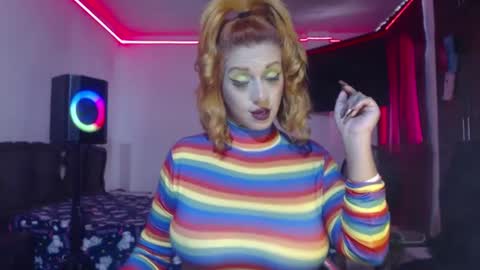 aliceesmiths online show from January 15, 7:12 pm