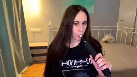 alicekollt online show from July 7, 2:42 pm