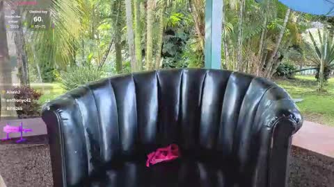 alicemrtnzz online show from November 25, 9:04 pm