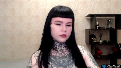 Alice online show from July 1, 2:05 pm