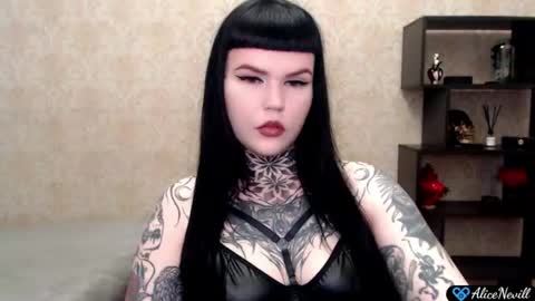 Alice online show from July 28, 1:21 pm