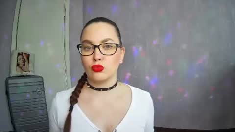 AlicexFresh online show from April 2, 11:19 am