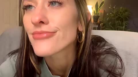 teacherspet69 online show from November 14, 8:36 am