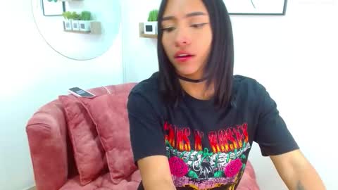 aliciacute    online show from February 11, 8:21 pm