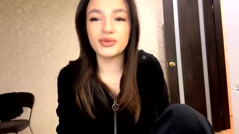 Niki online show from February 28, 4:06 pm