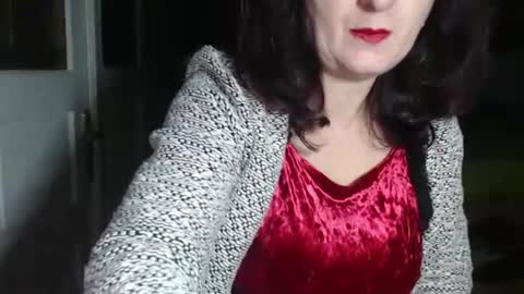 Alidue online show from December 27, 6:31 pm