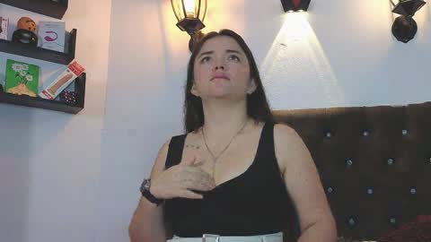 aliekhandra online show from April 17, 2:52 pm