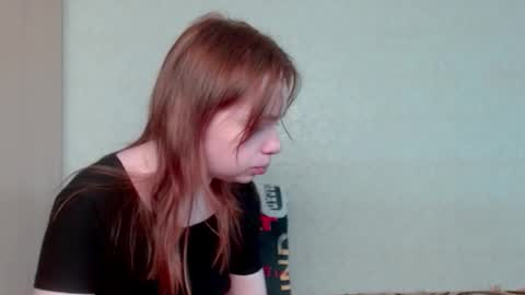 Snapshot of aliiice_stone chatting on September 24, 11:42 am Alice online show from September 24, 11:42 am