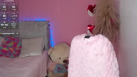 lili online show from March 12, 4:15 am