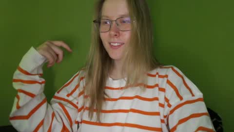 alinasei online show from May 15, 12:41 pm