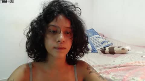  Ali  online show from January 31, 8:51 pm