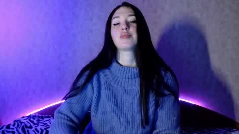 alisaadoll online show from February 12, 2:11 pm