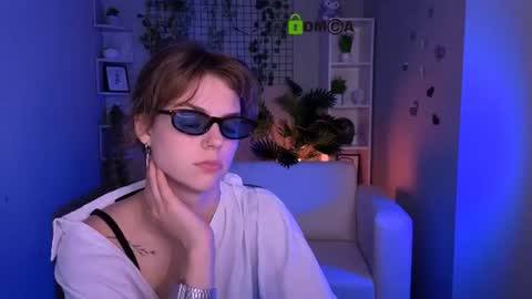 Alisa online show from July 1, 1:05 am
