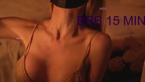 Alisarogs online show from October 25, 2:19 am