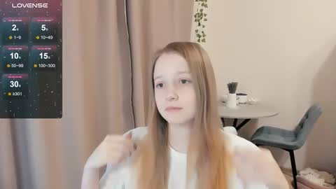 Alya online show from November 4, 1:49 pm