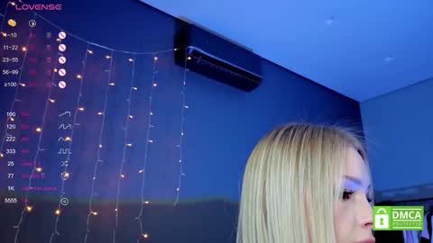 Snapshot of alishaaneta chatting on September 9, 3:56 pm Alisha online show from September 9, 3:56 pm