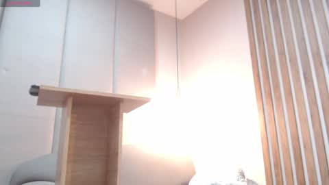 Snapshot of alishapalmer chatting on December 4, 1:20 pm online show from December 4, 1:20 pm