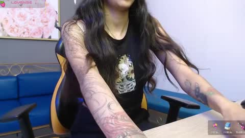 aliss_angel_ online show from April 6, 8:21 pm