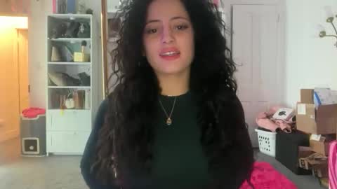 alissajaede online show from February 20, 6:01 am