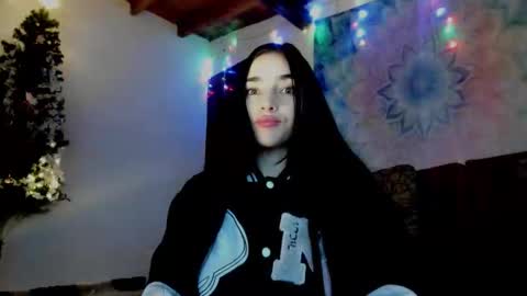 Alisson369  online show from December 5, 9:32 am