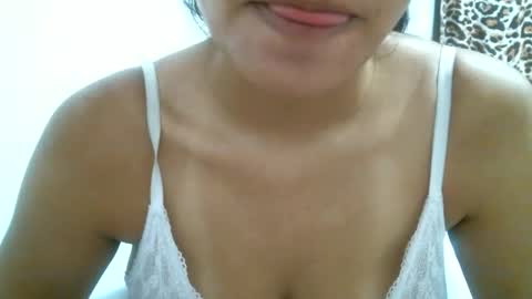 alison online show from April 25, 1:19 am