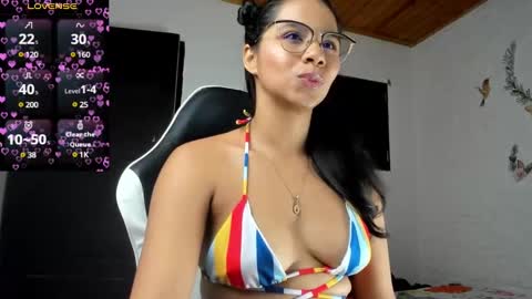 Snapshot of alisson_hoffman05 chatting on March 7, 12:04 am Alisson hoffman05 online show from March 7, 12:04 am