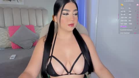 Snapshot of alissyadanger chatting on March 3, 1:17 am TATIS online show from March 3, 1:17 am