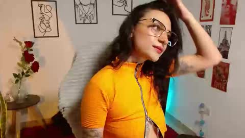 alize_pp online show from December 5, 9:50 pm