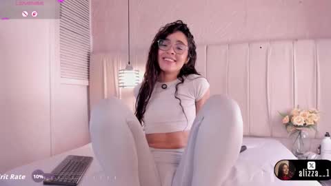 alizza_ online show from March 15, 12:07 pm