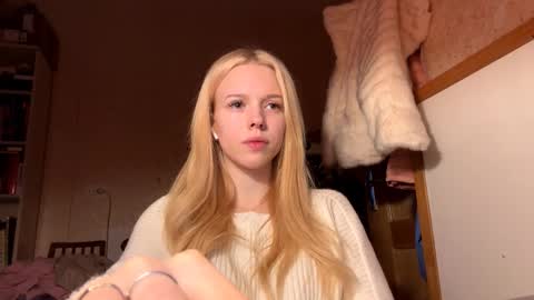 Lina online show from November 25, 6:15 am