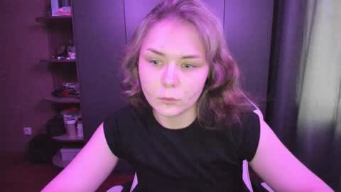 Blair online show from November 24, 4:03 am