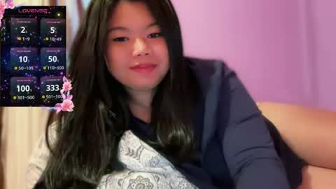 allianahpetit online show from June 16, 2:56 am