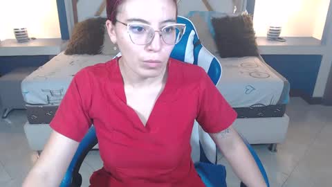 Snapshot of allisonlove_88 chatting on February 9, 3:22 am ALLISON online show from February 9, 3:22 am
