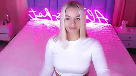 AlwaysHot online show from October 25, 2:41 am