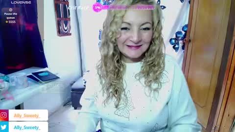 ally_sweety online show from February 5, 6:22 pm