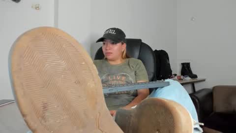 ALMA FENIX  online show from March 27, 5:31 am