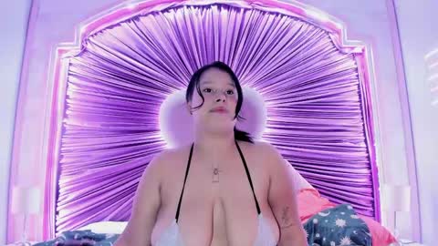 alma_rivers online show from May 11, 11:34 am