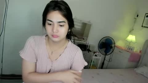 alovelydollnica online show from March 6, 3:56 am