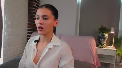 Amelia online show from September 13, 12:13 pm