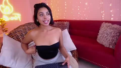 alyn online show from February 10, 1:01 pm