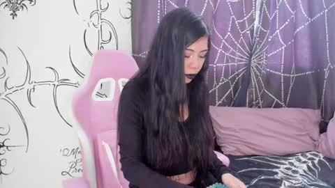    online show from June 17, 4:30 pm