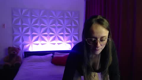 Amalett online show from March 19, 10:30 am