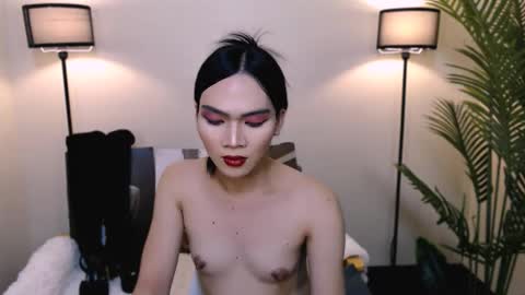 Trisha Greyson online show from October 31, 8:07 am